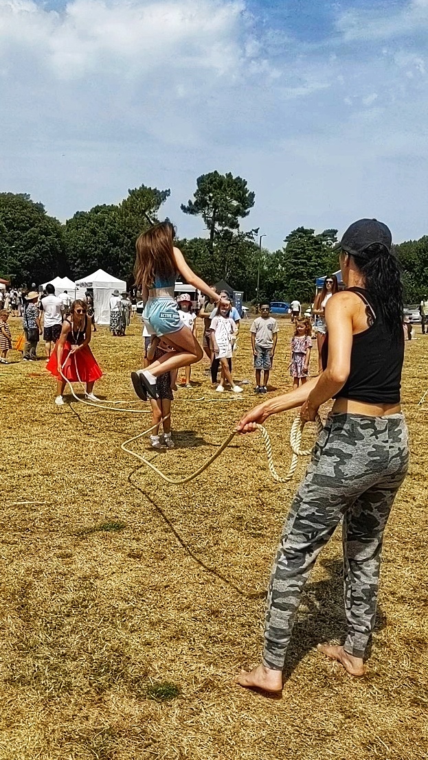 Using Green Space to Improve Wellbeing Using Green Space to Improve Wellbeing